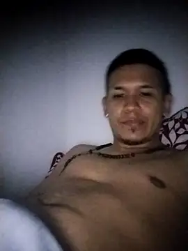 Snapshot of Mohamedxxx13 chatting on October 16, 2025, 6:36 am Mohamedxxx13 online show from October 16, 2025, 6:36 am