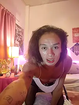 Snapshot of foxylena_latinalicious69 chatting on September 22, 2025, 1:24 pm foxylena latinalicious69 online show from September 22, 2025, 1:24 pm