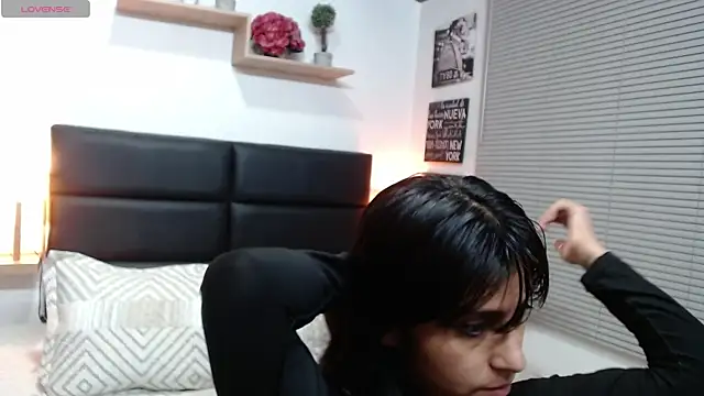 scarlett and justin online show from October 11, 2025, 3:17 am