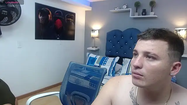 scarlett and justin online show from October 30, 2025, 1:07 am