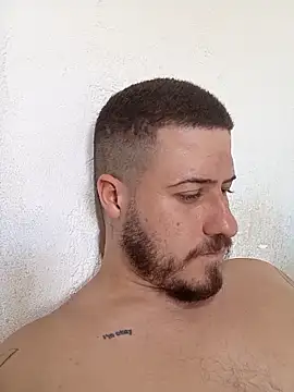 casado031999 online show from September 28, 2025, 7:19 pm