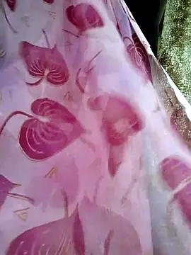 Snapshot of PRACHI-743 chatting on October 11, 2025, 12:54 am PRACHI-743 online show from October 11, 2025, 12:54 am