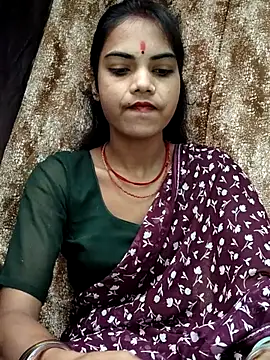 Snapshot of PRACHI-743 chatting on October 13, 2025, 1:05 am PRACHI-743 online show from October 13, 2025, 1:05 am