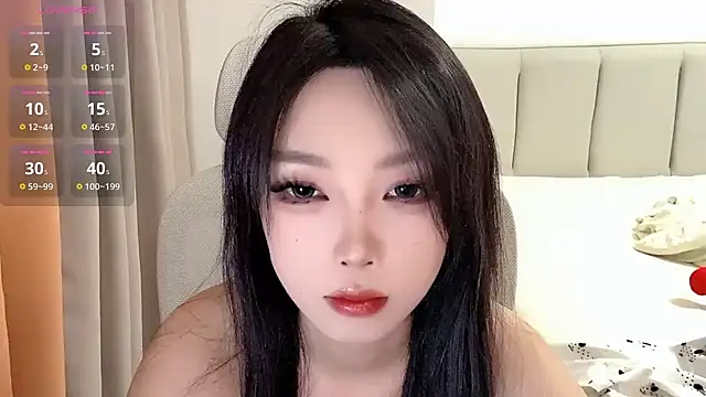 Snapshot of Puppy-12 chatting on October 3, 2025, 9:06 am Puppy-12 online show from October 3, 2025, 9:06 am