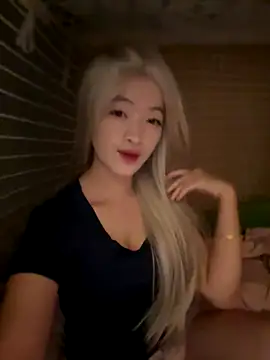 Tramy xx online show from October 15, 2025, 3:39 am