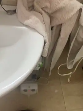 tusmuertos420 online show from September 20, 2025, 9:32 am