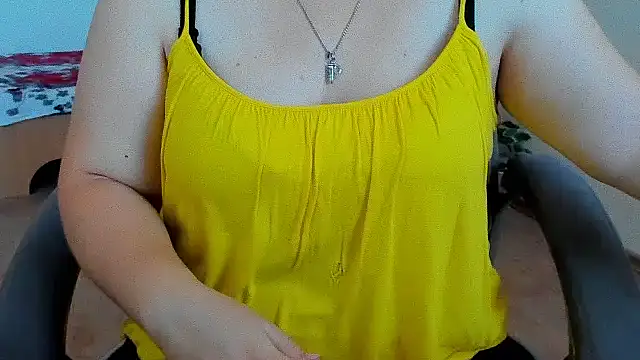 Snapshot of Liza-Mendez chatting on September 21, 2025, 5:09 am Liza-Mendez online show from September 21, 2025, 5:09 am