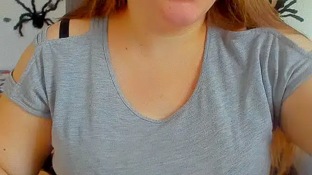 Snapshot of Liza-Mendez chatting on October 14, 2025, 5:41 am Liza-Mendez online show from October 14, 2025, 5:41 am