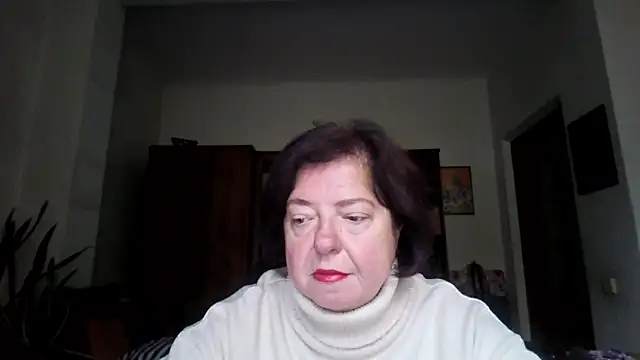 Snapshot of Violet_Pulse chatting on October 15, 2025, 9:20 am Violet Pulse online show from October 15, 2025, 9:20 am