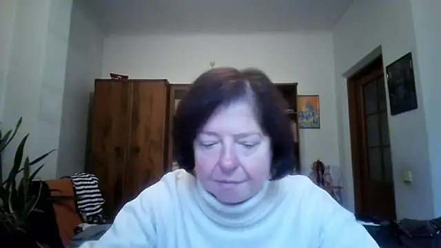 Snapshot of Violet_Pulse chatting on October 27, 2025, 11:58 am Violet Pulse online show from October 27, 2025, 11:58 am