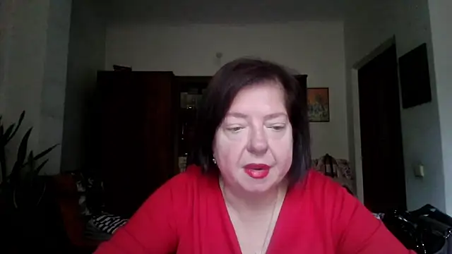 Snapshot of Violet_Pulse chatting on October 28, 2025, 8:29 am Violet Pulse online show from October 28, 2025, 8:29 am