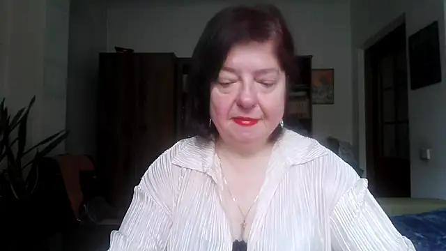 Violet Pulse online show from April 23, 2026, 8:57 am