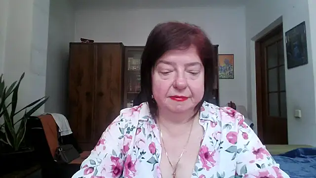 Violet Pulse online show from April 30, 2026, 1:39 pm