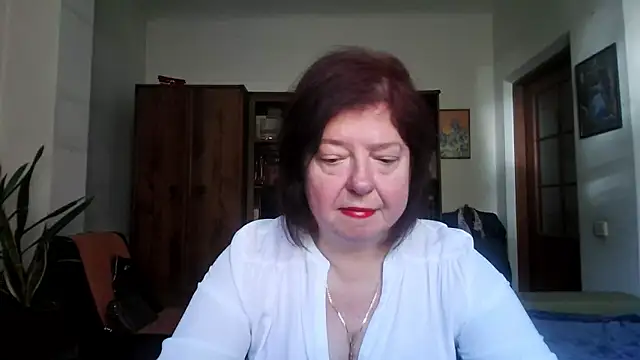 Violet Pulse online show from May 7, 2026, 9:58 am