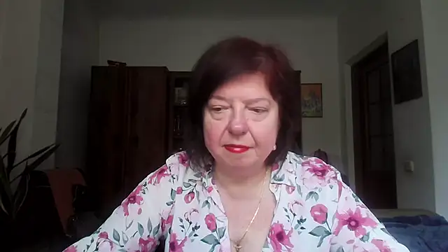Violet Pulse online show from May 13, 2026, 8:55 am
