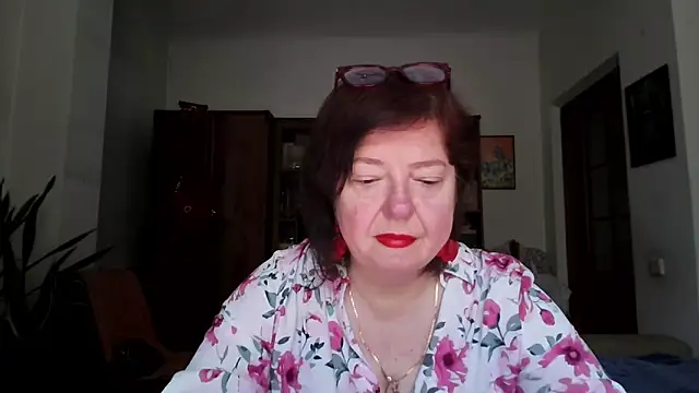 Violet Pulse online show from June 20, 2026, 7:22 am
