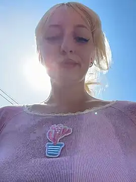 RonnieKiss online show from February 6, 2026, 6:40 am