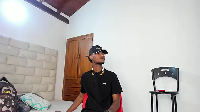 BennBrown online show from November 6, 2025, 8:10 pm