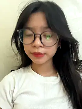 mau15  online show from September 24, 2025, 8:06 am