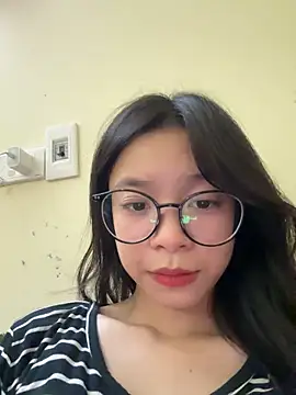 mau15  online show from September 27, 2025, 2:00 pm