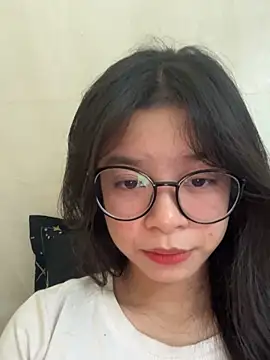 mau15  online show from October 12, 2025, 10:03 am