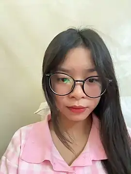 mau15  online show from October 14, 2025, 9:21 am