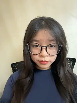 mau15  online show from November 4, 2025, 7:51 am