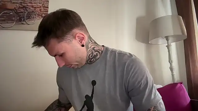 Larsskeet online show from October 16, 2025, 12:39 pm