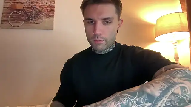 Larsskeet online show from October 27, 2025, 1:26 pm