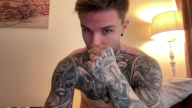 Larsskeet online show from November 2, 2025, 12:51 pm