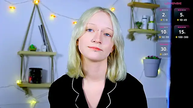 ArcticaRyder online show from October 16, 2025, 8:04 am