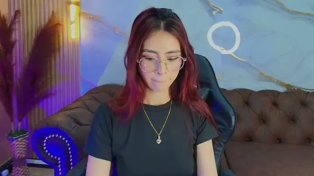 Snapshot of mia_tf chatting on October 3, 2025, 1:41 pm mia tf online show from October 3, 2025, 1:41 pm