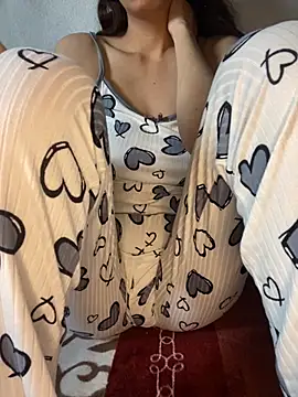 Snapshot of MayaarTop chatting on September 26, 2025, 2:43 pm MayaarTop online show from September 26, 2025, 2:43 pm