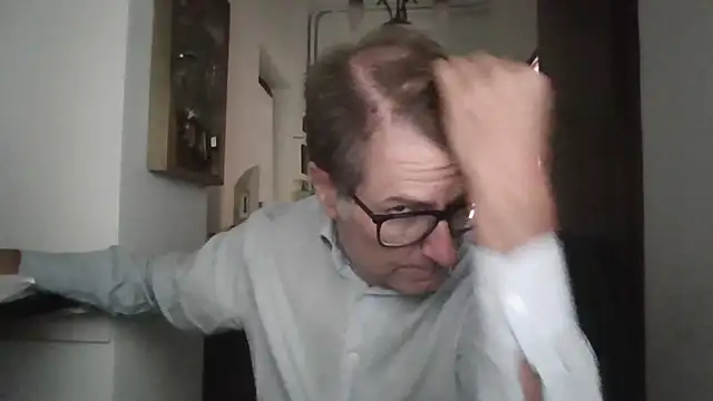 sayeaprayer65 online show from October 3, 2025, 11:07 am