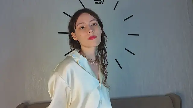 DelilahConsalvo online show from September 19, 2025, 6:19 pm