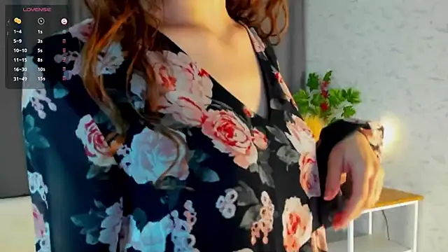 DelilahConsalvo online show from October 2, 2025, 6:15 pm