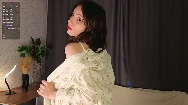 DelilahConsalvo online show from October 28, 2025, 5:22 am