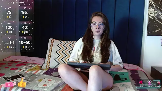 Snapshot of Violet_wish chatting on September 20, 2025, 1:56 pm Violet wish online show from September 20, 2025, 1:56 pm