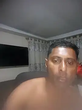 Snapshot of kingVibeX chatting on October 6, 2025, 8:06 pm kingVibeX online show from October 6, 2025, 8:06 pm