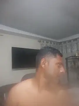 Snapshot of kingVibeX chatting on October 8, 2025, 8:50 pm kingVibeX online show from October 8, 2025, 8:50 pm