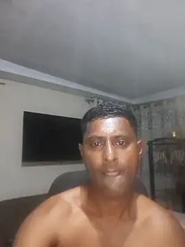 Snapshot of kingVibeX chatting on October 13, 2025, 7:14 pm kingVibeX online show from October 13, 2025, 7:14 pm