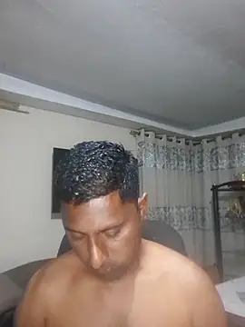 Snapshot of kingVibeX chatting on October 19, 2025, 7:58 pm kingVibeX online show from October 19, 2025, 7:58 pm