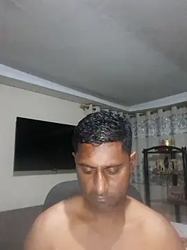 Snapshot of kingVibeX chatting on October 20, 2025, 7:58 pm kingVibeX online show from October 20, 2025, 7:58 pm