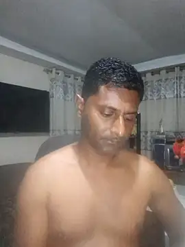 Snapshot of kingVibeX chatting on October 24, 2025, 9:22 pm kingVibeX online show from October 24, 2025, 9:22 pm