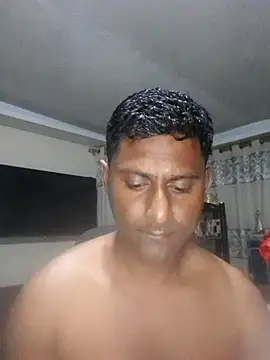 Snapshot of kingVibeX chatting on October 28, 2025, 8:11 pm kingVibeX online show from October 28, 2025, 8:11 pm