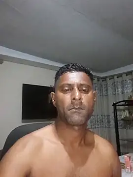 kingVibeX online show from November 18, 2025, 9:08 pm