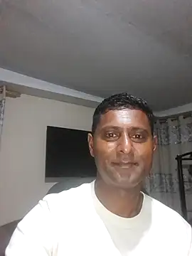 kingVibeX online show from December 3, 2025, 9:13 pm