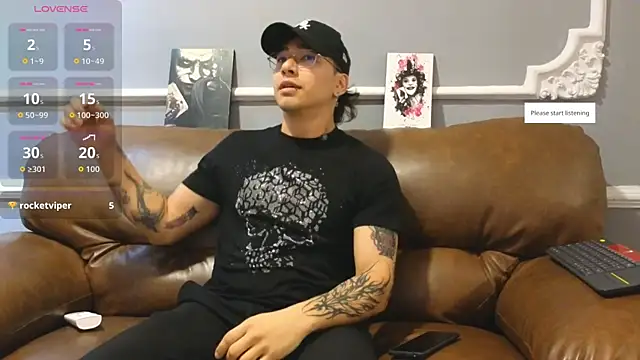 Apolo Burton online show from October 6, 2025, 9:01 pm