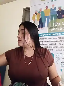 Snapshot of ANDREA-10_ chatting on June 24, 2026, 3:11 pm ANDREA-10 online show from June 24, 2026, 3:11 pm