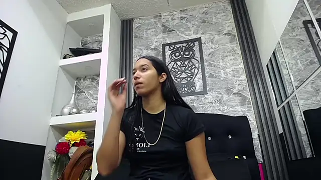 Lil Rose2006 online show from October 1, 2025, 1:17 pm